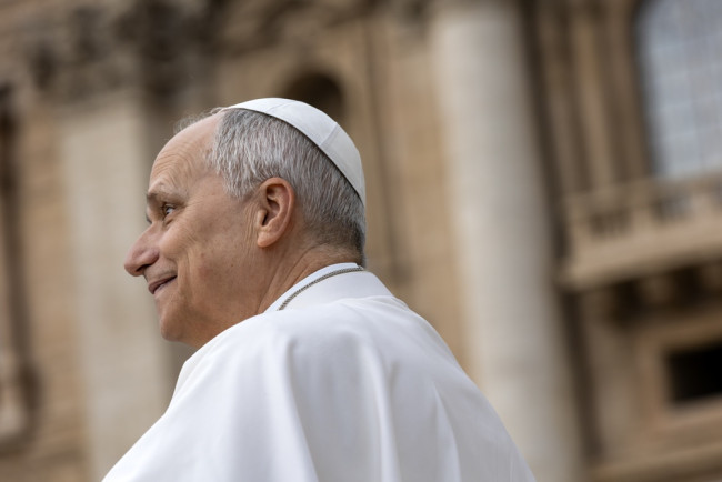 البابا ليون وسط خلاف مع ترامب: 