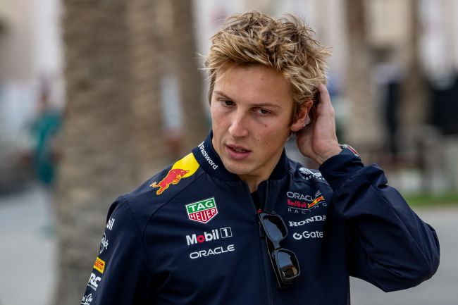 ليام لوسون يلقى باللوم على حادث شبه مميت مع حراس في الفورمولا واحد ، وفقا للاتحاد الدولي للسيارات المكسيكي