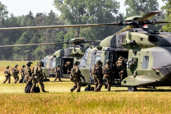 انقسمت ألمانيا حول احتمال نشر القوات في أوكرانيا