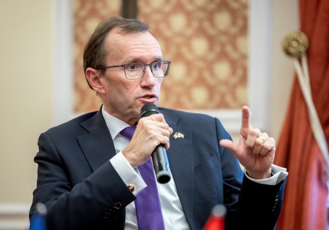 النرويج تقول إنه لا توجد صلة مؤكدة بين حوادث الطائرات بدون طيار في أوسلو وكوبنهاغن