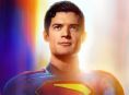 جيمس غان: Superman يتأثر ب "المشاعر المعادية لأمريكا في جميع أنحاء العالم في الوقت الحالي"