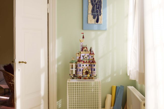 يتعاون Lego و Disney مرة أخرى في مجموعة قلعة Beauty and the Beast