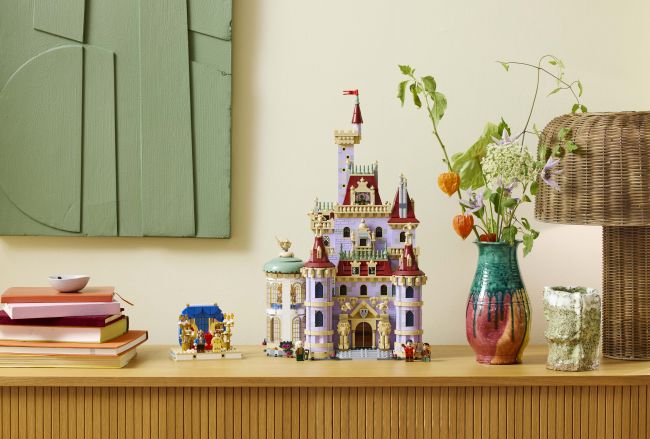 يتعاون Lego و Disney مرة أخرى في مجموعة قلعة Beauty and the Beast