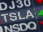 قفزت أسهم تسلا إلى أعلى مستوى منذ ما يقرب من عام بعد تأكيد ماسك لاختبار الروبوتات بدون سائق بالكامل