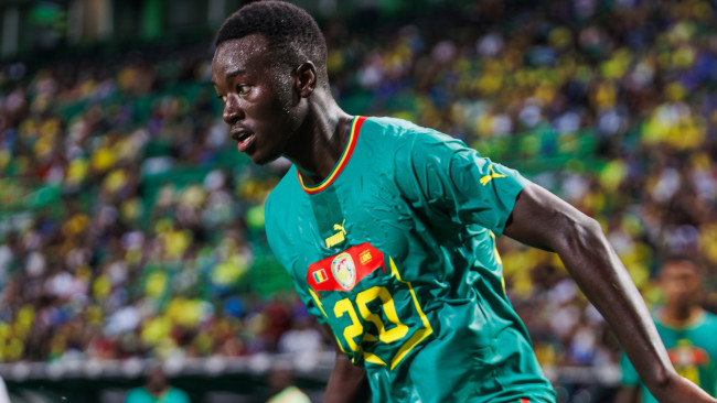 النجم السنغالي بابي غوي يترك المنتخب الوطني حتى يغادر الجهاز التدريبي الحالي