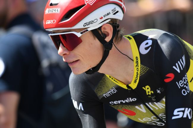 جوناس فينجيجارد يأخذ القميص الأحمر في La Vuelta بعد مرحلتين فقط