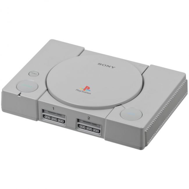 Fan يبني PlayStation مخصصا للذكرى السنوية ال 30 مع أجهزة كمبيوتر متطورة