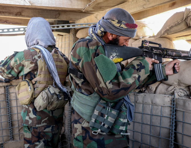 أعلنت باكستان "حربا مفتوحة" ضد أفغانستان: "لقد نفد صبرها الآن"