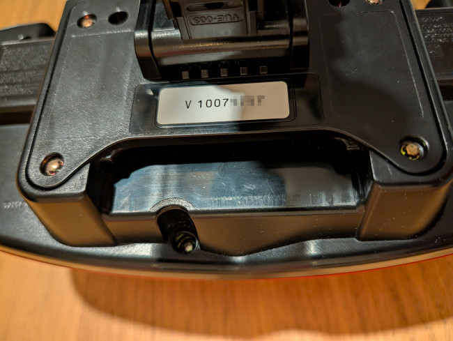 فتح الصندوق والمقارنة: هذا هو شكل Virtual Boy لسويتش