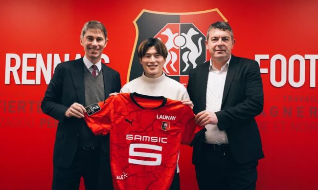 النجم الياباني كيوغو فوروهاشي يغادر سلتيك وينضم إلى الدوري الفرنسي بحثا عن تحد جديد