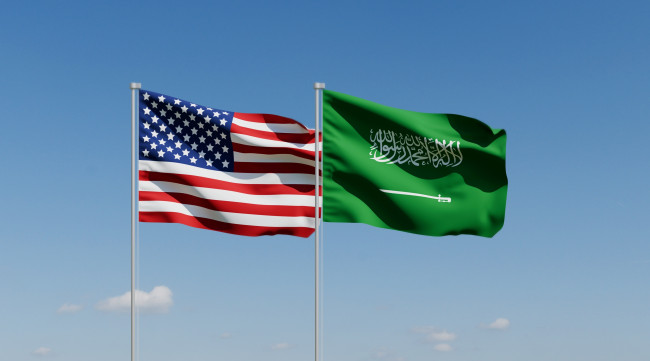 أفادت التقارير أن الولايات المتحدة والسعودية وقعت صفقة نووية "تاريخية"
