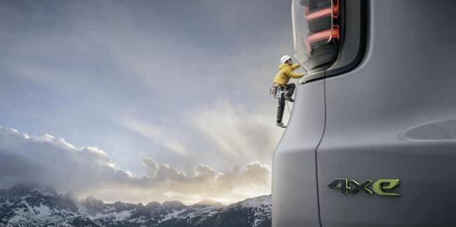 جيب ونورث فيس يتعاونان للحصول على إصدار Avenger 4xe الجديد