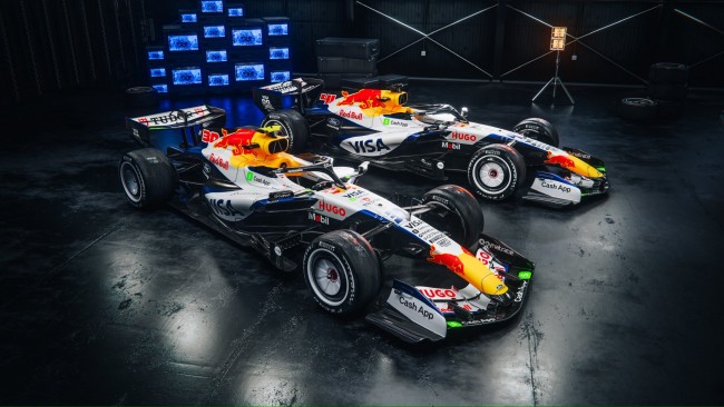 تعرض Racing Bulls سيارة فورمولا 1 لعام 2026 تبدو تماما كما تتوقع