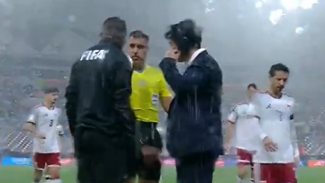 الفيفا تتخذ قرارا غير مسبوق بالتخلي عن مباراة المركز الثالث في كأس العرب، وأعلن فوزا بفريقين