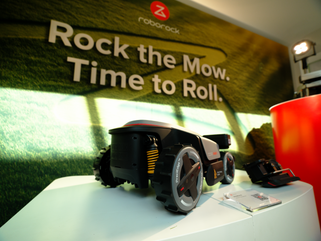 قمنا برحلة إلى ألمانيا لرؤية تشكيلة جزازة العشب الجديدة Roborock
