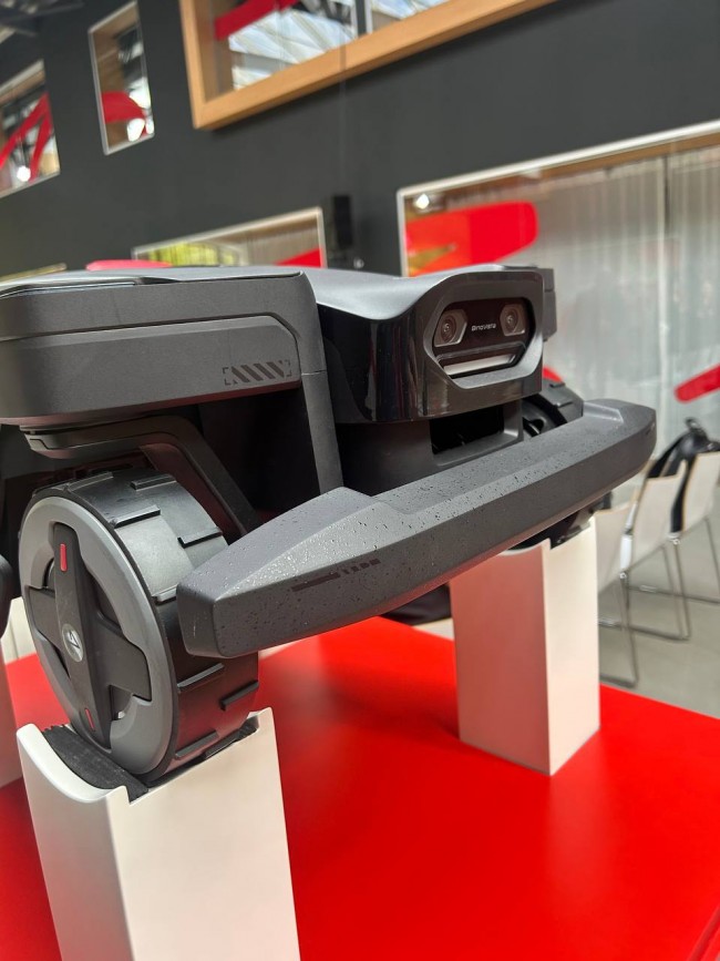 قمنا برحلة إلى ألمانيا لرؤية تشكيلة جزازة العشب الجديدة Roborock