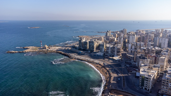 عثر على ما لا يقل عن 15 مهاجرا موتى على ساحل ليبيا