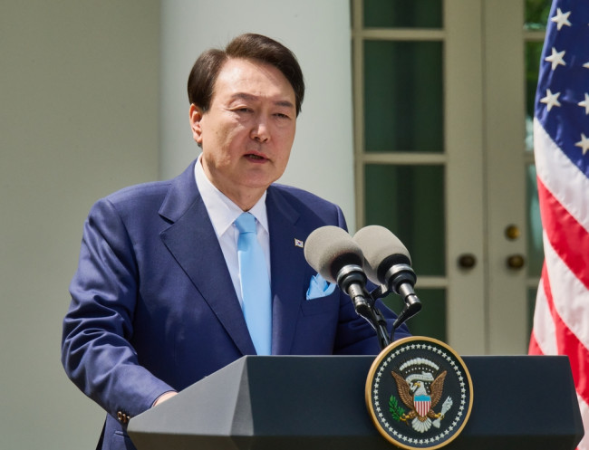 محكمة كورية جنوبية تحكم بالسجن المؤبد على الرئيس السابق يون بتهمة التمرد