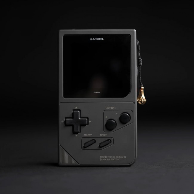 أطلقت مودريترو نسخة جديدة من نسخة جيم بوي، مرتبطة بشركة أمريكية لصناعة الأسلحة.