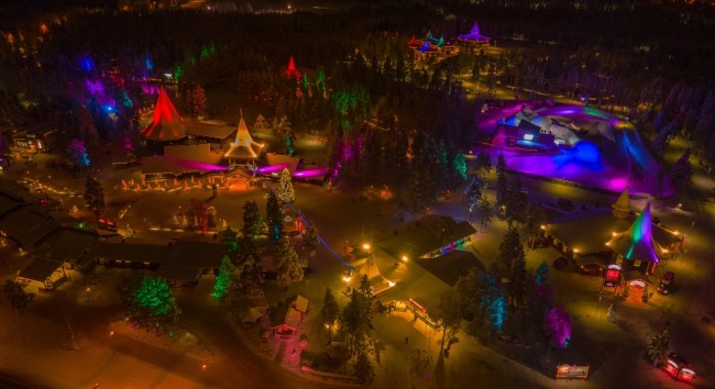 في هذا العيد الميلادي، لدى سانتا كلوز مساعدون جدد: الناتو ينشر في لابلاند بسبب احتمال هجوم روسي