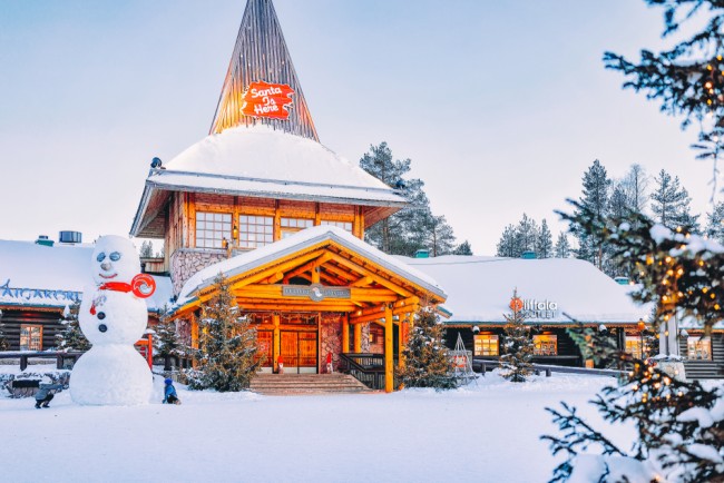 في هذا العيد الميلادي، لدى سانتا كلوز مساعدون جدد: الناتو ينشر في لابلاند بسبب احتمال هجوم روسي