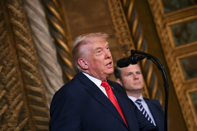 ترامب لا يستبعد وجود قوات ميدانية في إيران