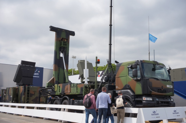 تقول إيطاليا إن دول الخليج تسعى لأنظمة الدفاع الجوي وسط صراع إقليمي