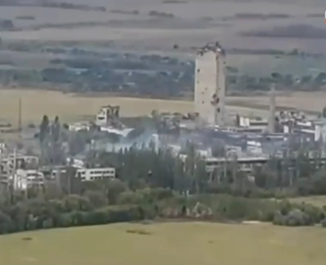 قناص أوكراني يحقق "أطول عملية قتل في التاريخ" من خلال إسقاط جنديين روسيين برصاصة واحدة