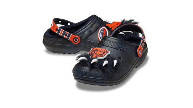 يتعاون كروكس مع اتحاد كرة القدم الأميركي لخط القباقيب الرسمية