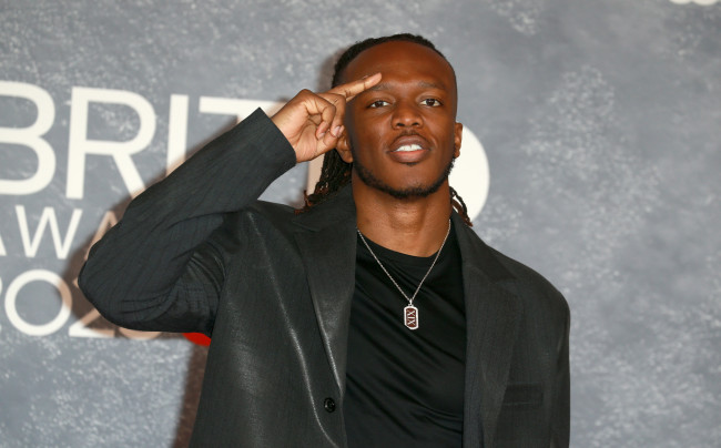 KSI تغادر فرقة Sidemen بعد 13 عاما من العمل مع الفرقة
