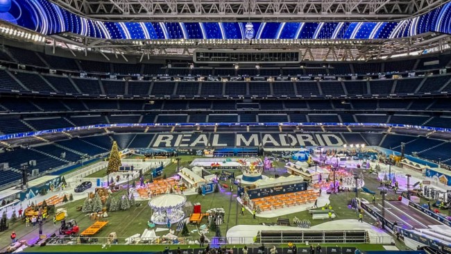 حول ريال مدريد ملعب برنابيو إلى مدينة ترفيهية لعيد الميلاد خلال فترة توقف الدوري الاسكتفي