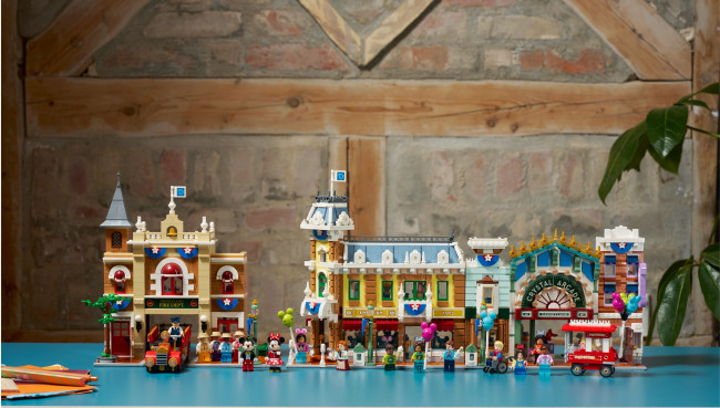Lego تكرم Disney حدائق الملاهي التي تضم 3,900 شارع رئيسي