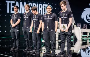 كأس العالم للرياضات الإلكترونية: نهائي Dota 2 هو أربعة مقفل