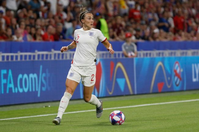 إنجلترا تأتي من الخلف وتفوز "بأسوأ ركلات الترجيح على الإطلاق"