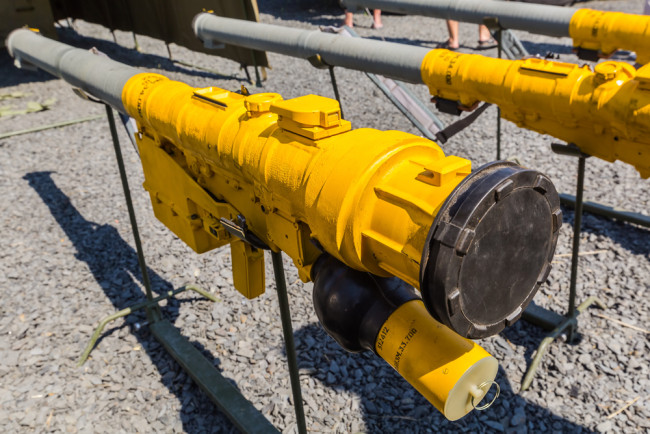 روسيا ستزود إيران بآلاف الصواريخ المحمولة بموجب صفقة سرية بقيمة 500 مليون يورو