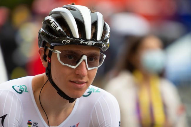 تاديه بوغاتشار تم اختياره "بطل الأبطال" من قبل صحيفة ليكيب الفرنسية