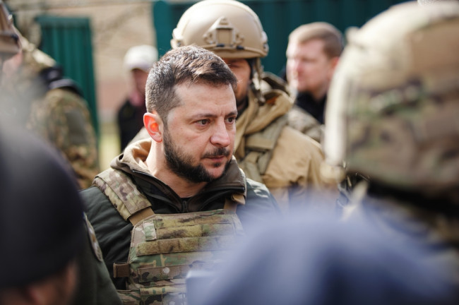 زيلينسكي يتعهد بالحفاظ على الاستقلال في الذكرى الرابعة للحرب: "بوتين لم يكسر الأوكرانيين"