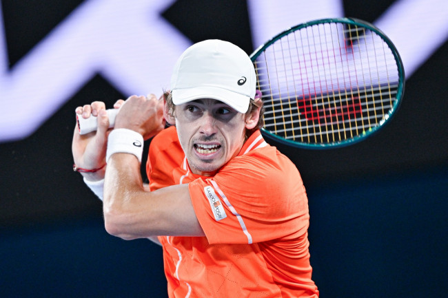 تبدأ بطولة المكسيك المفتوحة بشكل طبيعي رغم موجة العنف، وقد أنتجت بالفعل بعض المفاجآت