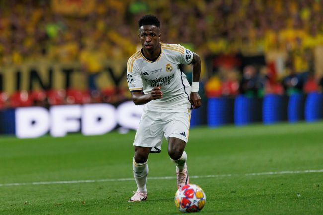 سببان لعدم فوز فيني جونيور بالكرة الذهبية (ومؤامرة واحدة لا معنى لها)