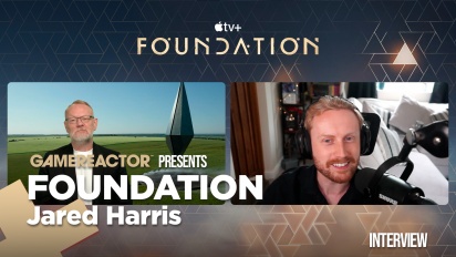 المخلص المجرة - Foundation: الموسم 3 - Jared Harris مقابلة